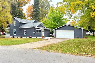 204 N Chippewa St, Shepherd, MI 48883 - Photo 25
