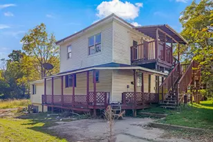 701 Newton Ct, Hastings, MI 49058 - Photo 3