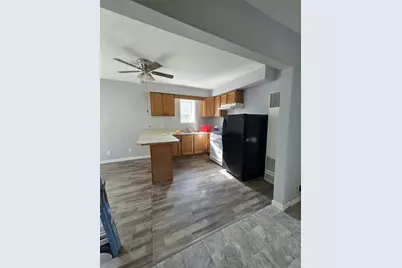 721 Newton Court, Hastings, MI 49058 - Photo 5