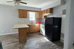 721 Newton Ct, Hastings, MI 49058 - Photo 5