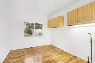 253 Redner Ave, Battle Creek, MI 49037 - Photo 13