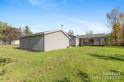 306 Olsen Drive, Sheridan, MI 48884 - Photo 9