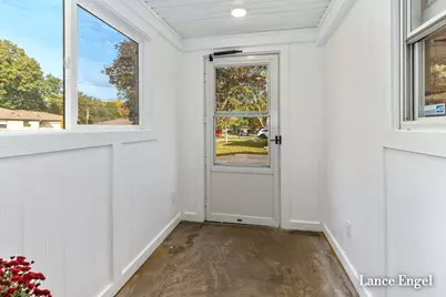 3348 Poinsettia Avenue SE, Grand Rapids, MI 49508 - Photo 13