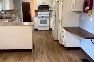 7880 S Michigan Ave, Rothbury, MI 49452 - Photo 11