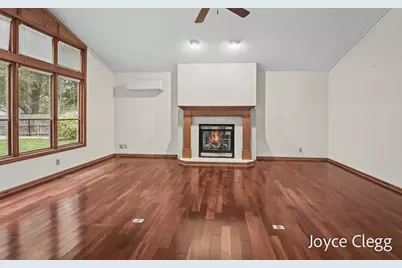 12087 Sandy Woods Drive, Grand Haven, MI 49417 - Photo 15