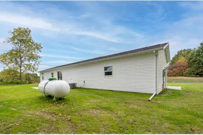 4080 Lakeview Dr, New Era, MI 49446 - Photo 33