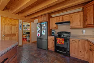 528 Boone Rd, Quincy, MI 49082 - Photo 9
