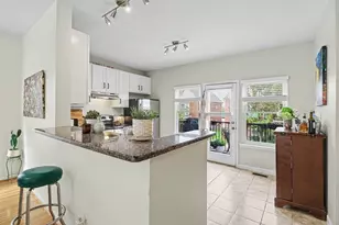 301 E Palmer St, Detroit, MI 48202 - Photo 9