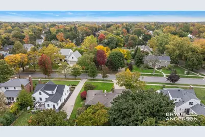 2504 Beechwood Drive SE, East Grand Rapids, MI 49506 - Photo 61