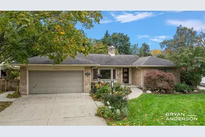 2504 Beechwood Drive SE, East Grand Rapids, MI 49506 - Photo 3