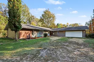 68433 52nd St, Lawrence, MI 49064 - Photo 1
