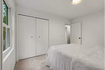 222 W Grant Street, Hastings, MI 49058 - Photo 9