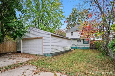 1632 5th Street, Muskegon, MI 49441 - Photo 27