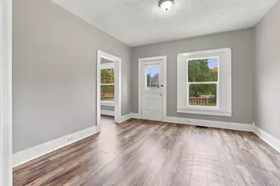 105 Washington Street, Stanwood, MI 49346 - Photo 5