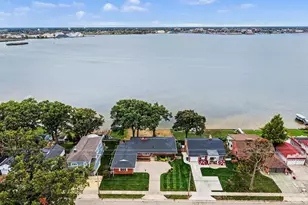 1645 Ruddiman Dr, Muskegon, MI 49445 - Photo 51