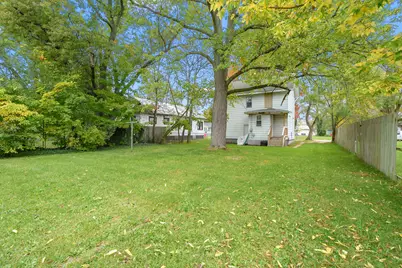 862 Lavette Avenue, Benton Harbor, MI 49022 - Photo 3