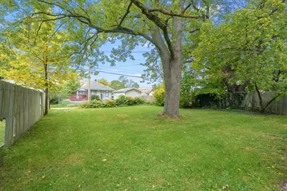 862 Lavette Avenue, Benton Harbor, MI 49022 - Photo 31