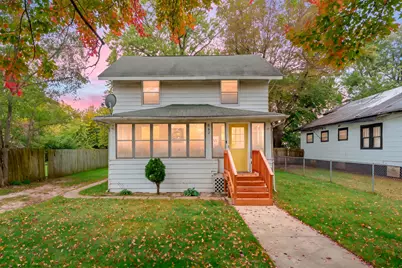 862 Lavette Avenue, Benton Harbor, MI 49022 - Photo 1