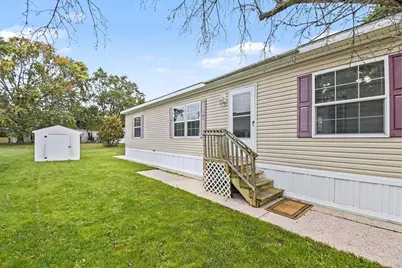 471 N Kippen Drive SE, Grand Rapids, MI 49548 - Photo 3