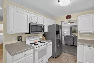 24 Meadowridge Dr, Coldwater, MI 49036 - Photo 21