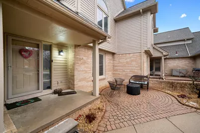 16727 Cobblestone W Boulevard, Macomb, MI 48042 - Photo 3