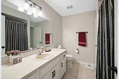16727 Cobblestone W Boulevard, Macomb, MI 48042 - Photo 17