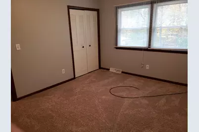 1351 S S. Center Road, Saginaw, MI 48638 - Photo 5
