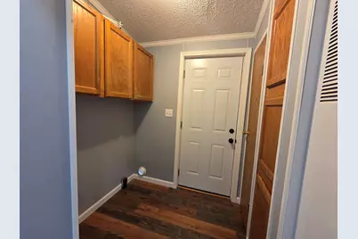 27 Locust Court, Muskegon, MI 49445 - Photo 11