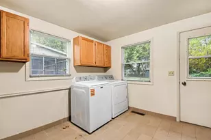 859 Paradise Lake Dr SE, Grand Rapids, MI 49546 - Photo 25