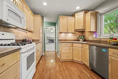 6833 Aleda Avenue SE, Grand Rapids, MI 49508 - Photo 9