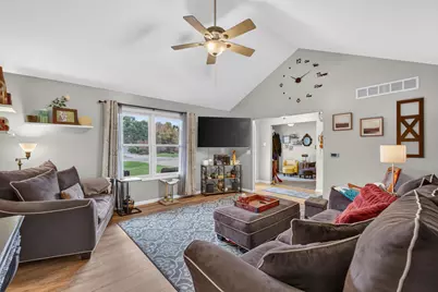 6921 Stony Lake Lane, Jackson, MI 49201 - Photo 13