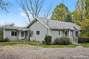 4616 Lake Chapin Rd, Berrien Springs, MI 49103 - Photo 1