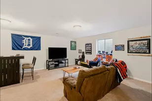 10126 Castle Creek Cir, Galesburg, MI 49053 - Photo 27