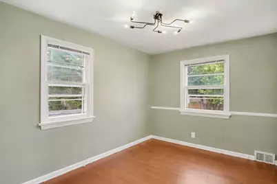 1808 NE Diamond Avenue NE, Grand Rapids, MI 49505 - Photo 15