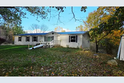 11640 W Deerfield Road, Blanchard, MI 49340 - Photo 3