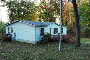 1236 E Tamarack Rd, Edmore, MI 48829 - Photo 5