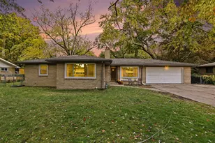 479 Hoover Ave, Benton Harbor, MI 49022 - Photo 1