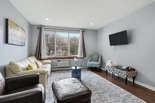 225 N Shore Dr, South Haven, MI 49090 - Photo 9