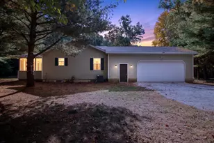 5892 E Carrigan Dr, Newaygo, MI 49337 - Photo 1