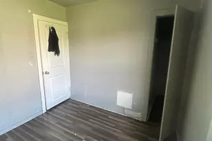 7557 Miller St, Detroit, MI 48213 - Photo 9