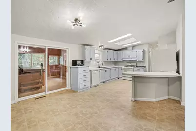 8855 Schultz Street, Montague, MI 49437 - Photo 7