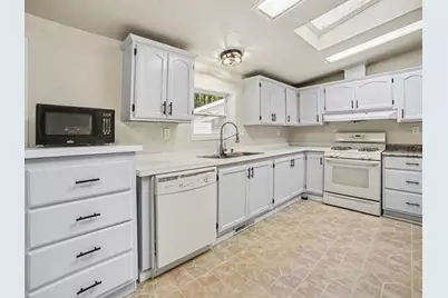 8855 Schultz Street, Montague, MI 49437 - Photo 9