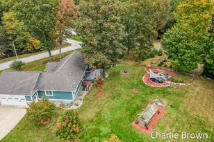 8586 Judson Ln, Montague, MI 49437 - Photo 11