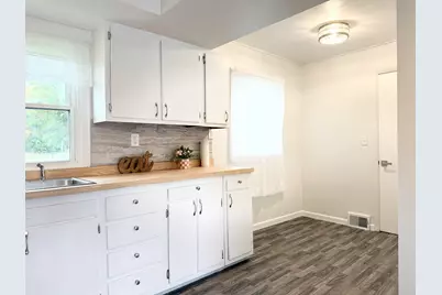 20931 Capital Avenue NE, Battle Creek, MI 49017 - Photo 9
