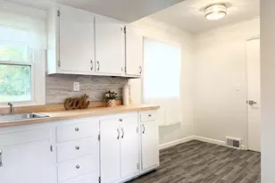 20931 Capital Ave NE, Battle Creek, MI 49017 - Photo 9