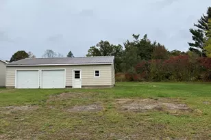 20931 Capital Ave NE, Battle Creek, MI 49017 - Photo 3