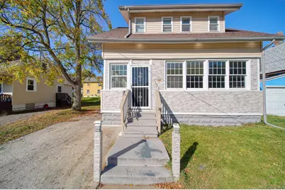 136 W High Street, Jackson, MI 49203 - Photo 1