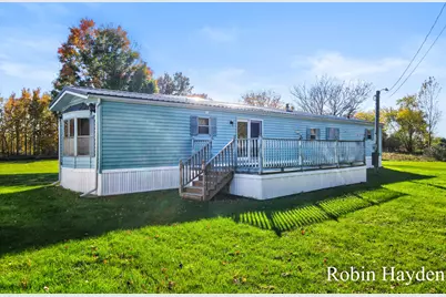 656 Peterson Road, Ionia, MI 48846 - Photo 5