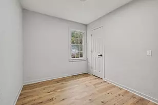 422 Wellington Ave, Battle Creek, MI 49037 - Photo 17