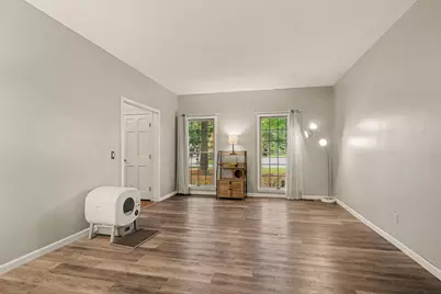 945 W Wellington Court, Muskegon, MI 49441 - Photo 9